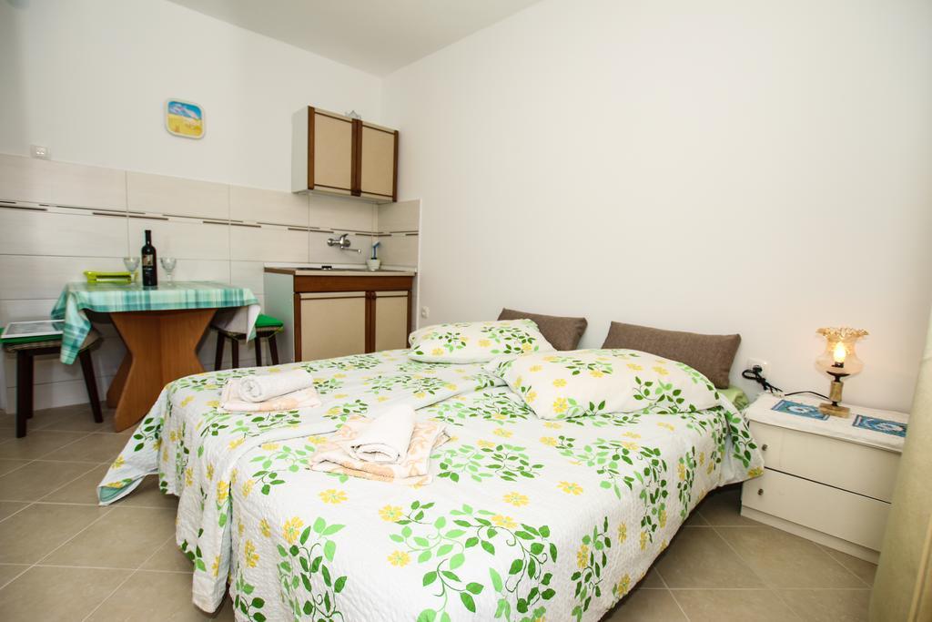 Sendi Apartment Poreč Exterior foto